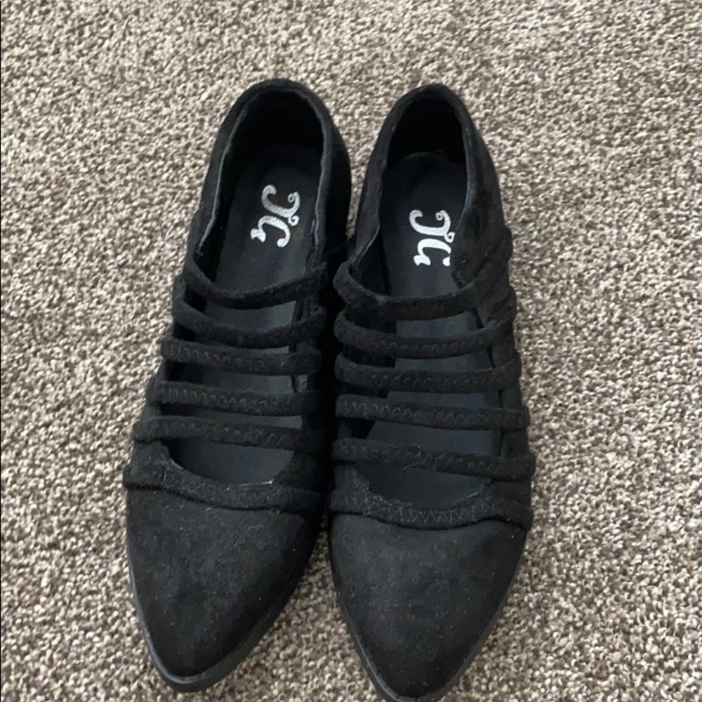 Black flats - 7 (never worn)